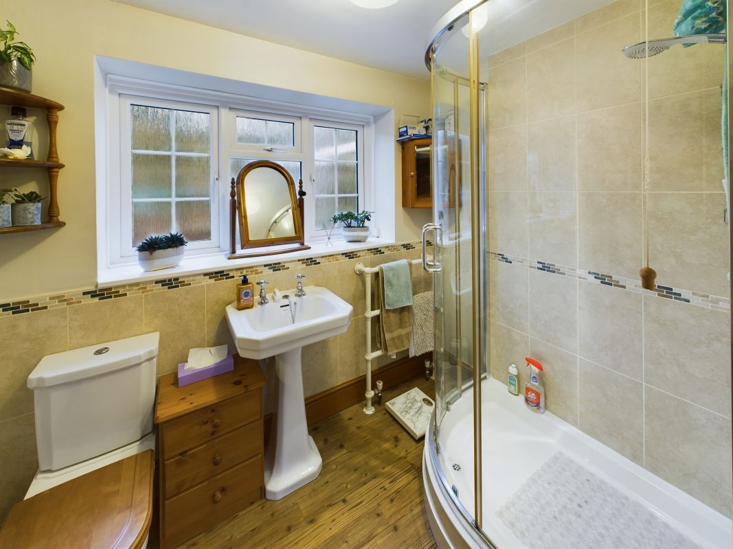 2B The Clock House, Watling Street, Little Brickhill, Buckinghamshire, MK17 9NR