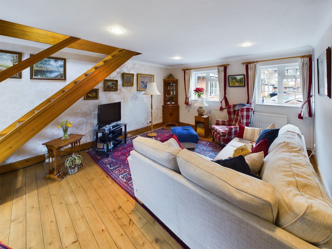 2B The Clock House, Watling Street, Little Brickhill, Buckinghamshire, MK17 9NR