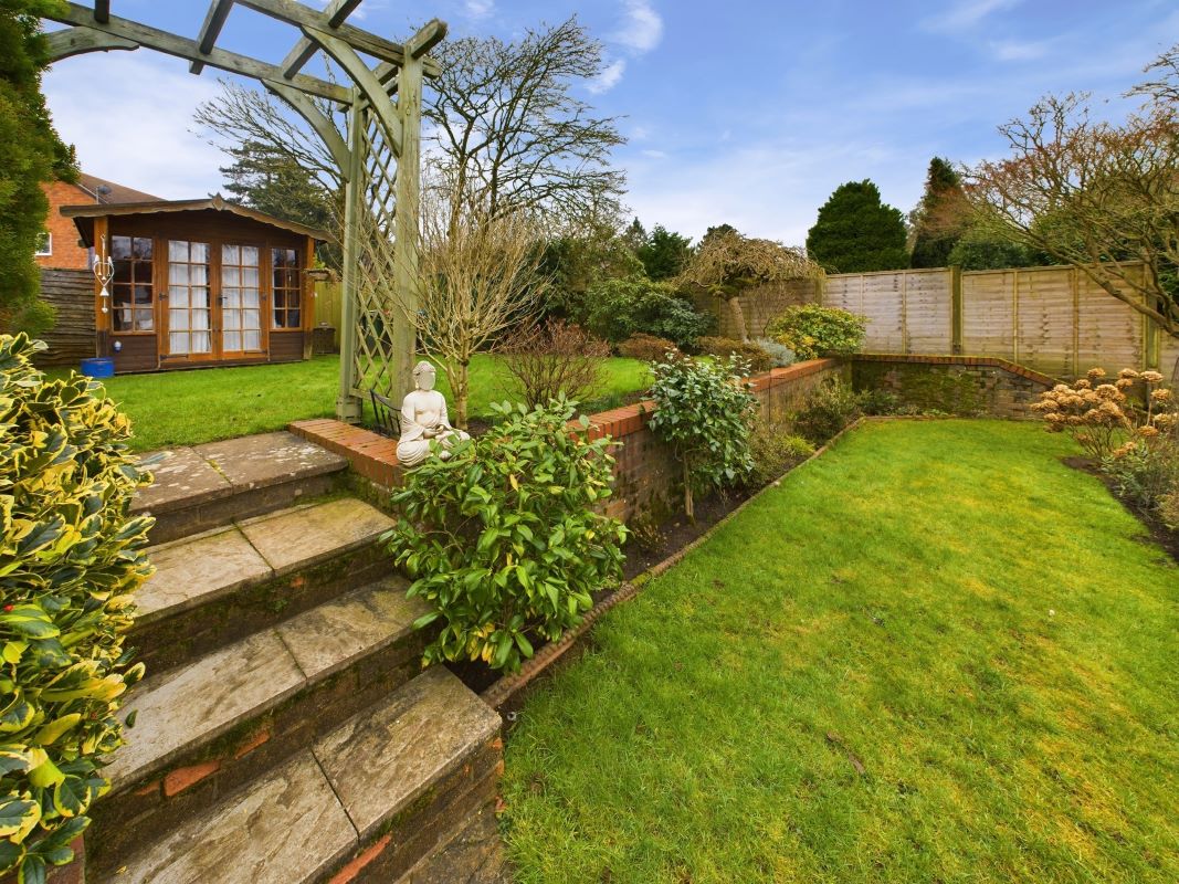 2B The Clock House, Watling Street, Little Brickhill, Buckinghamshire, MK17 9NR