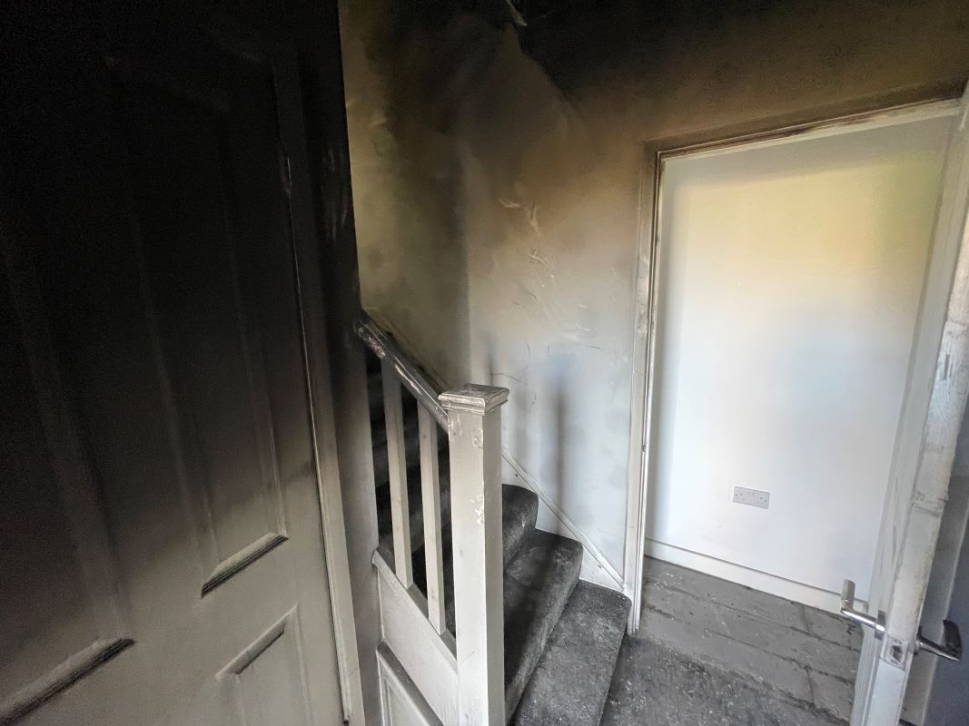 16 Stanion Lane & Building Plot, Corby, Northamptonshire, NN18 8ES