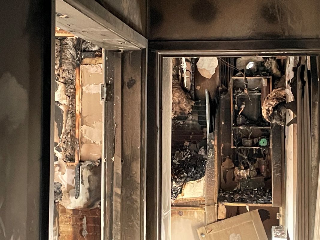 16 Stanion Lane & Building Plot, Corby, Northamptonshire, NN18 8ES