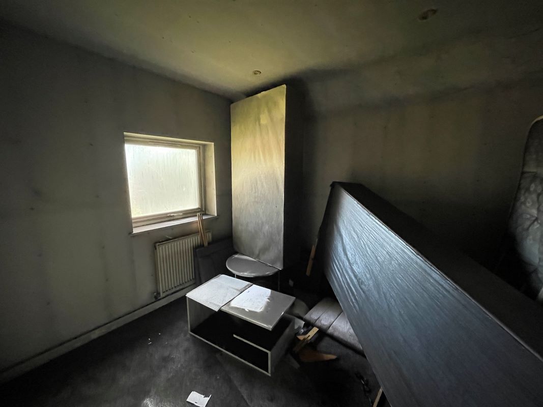 16 Stanion Lane & Building Plot, Corby, Northamptonshire, NN18 8ES