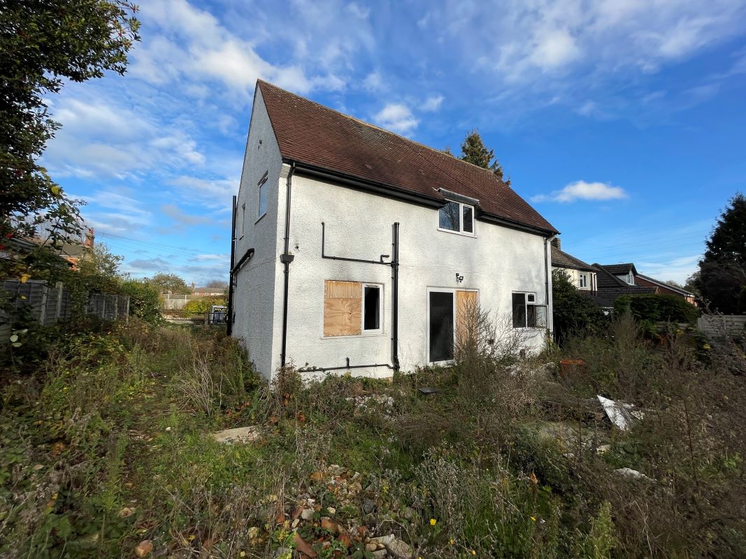 16 Stanion Lane & Building Plot, Corby, Northamptonshire, NN18 8ES