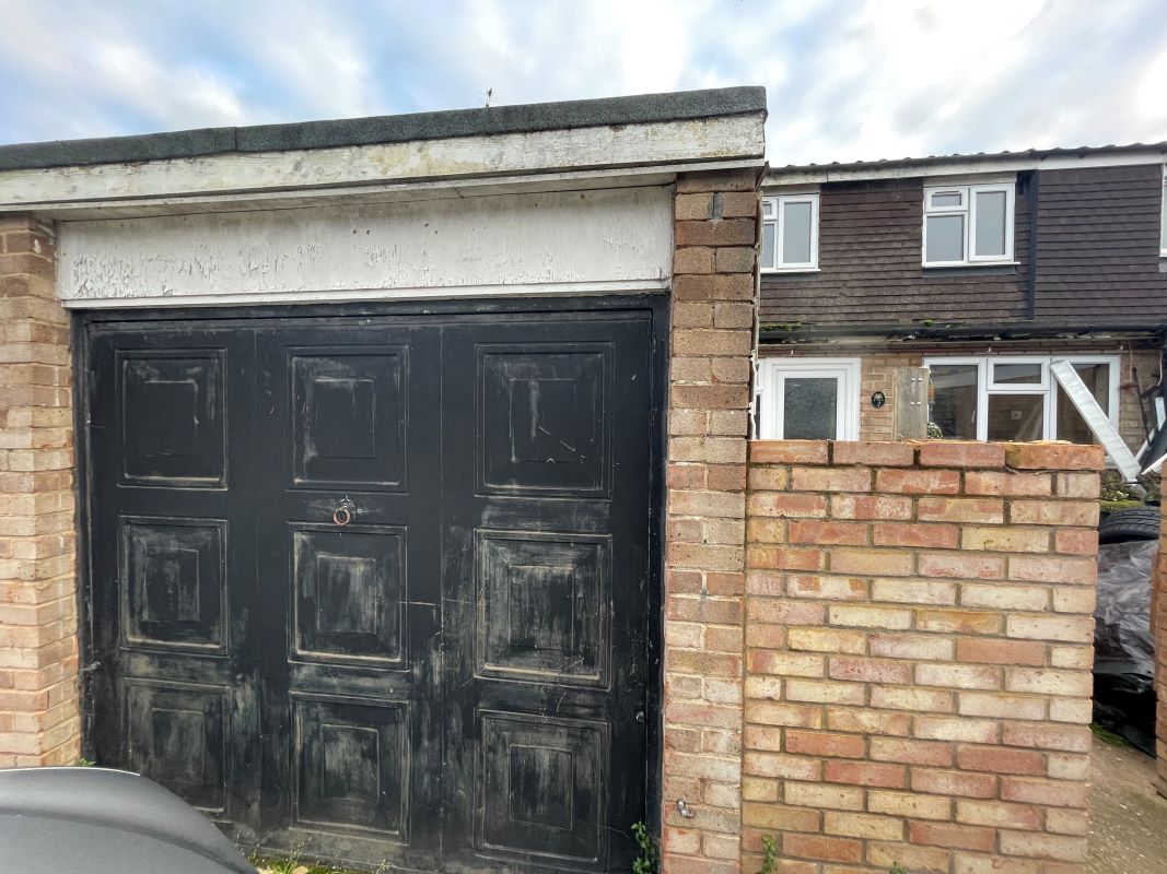 3 Forgetts Road, Lane End, Buckinghamshire, HP14 3DZ