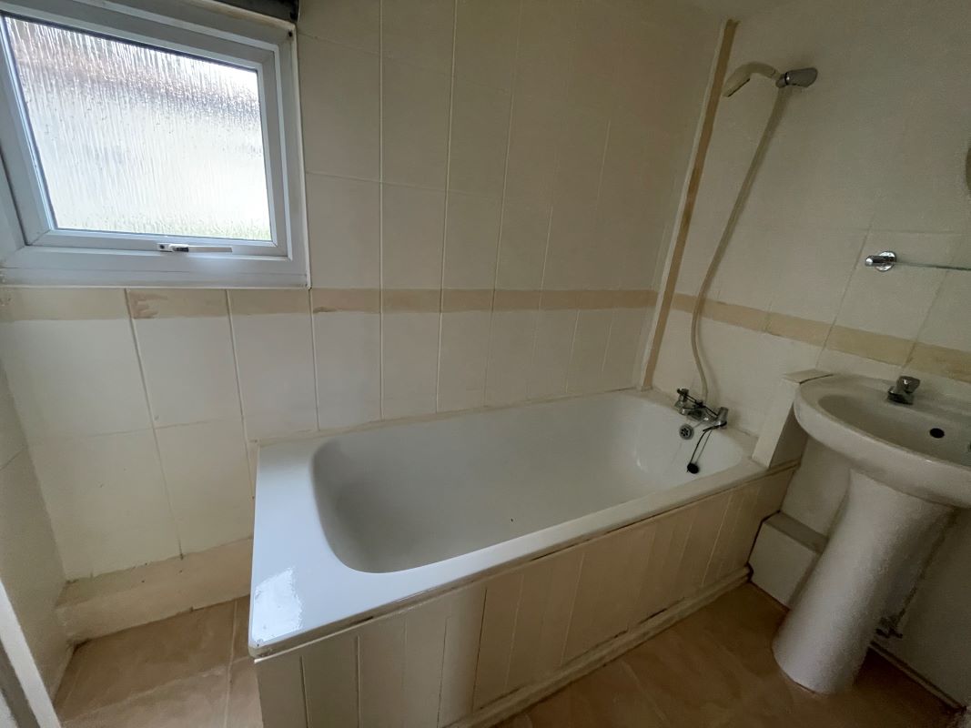 77 Old Sax Lane, Chartridge, Buckinghamshire, HP5 2TE