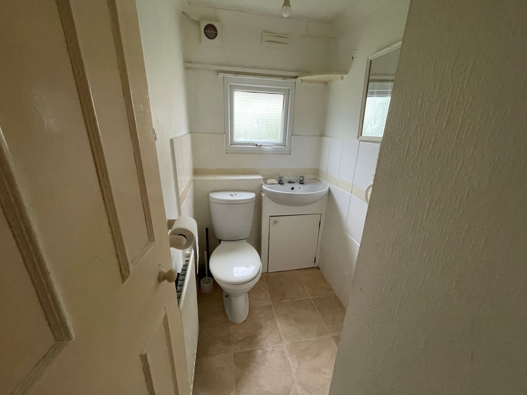 77 Old Sax Lane, Chartridge, Buckinghamshire, HP5 2TE