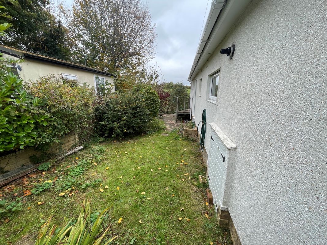 77 Old Sax Lane, Chartridge, Buckinghamshire, HP5 2TE