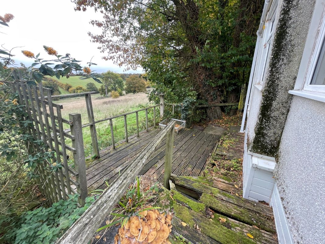 77 Old Sax Lane, Chartridge, Buckinghamshire, HP5 2TE