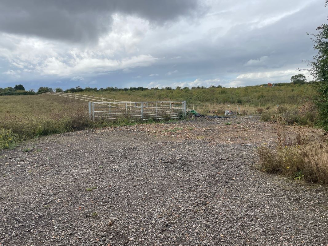 Paddock at Church End Farm, Church End, Thurleigh, Bedfordshire, MK44 2DA