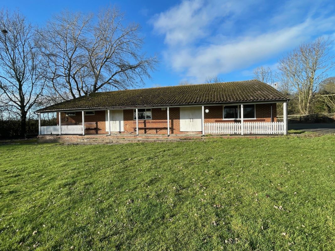 Former Cricket Club, Mill Road, Eggington, Bedfordshire, LU7 9PH property image