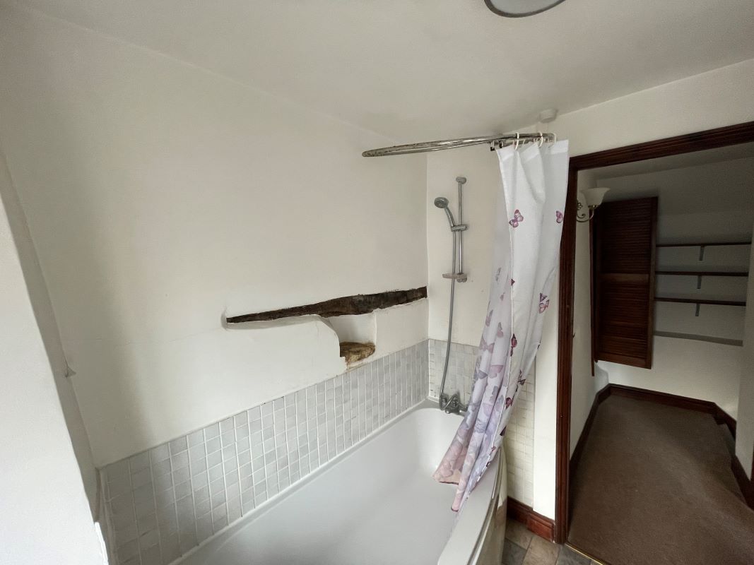 Ostlers Cottage, 67A High Street, Brackley, Northamptonshire, NN13 7BW