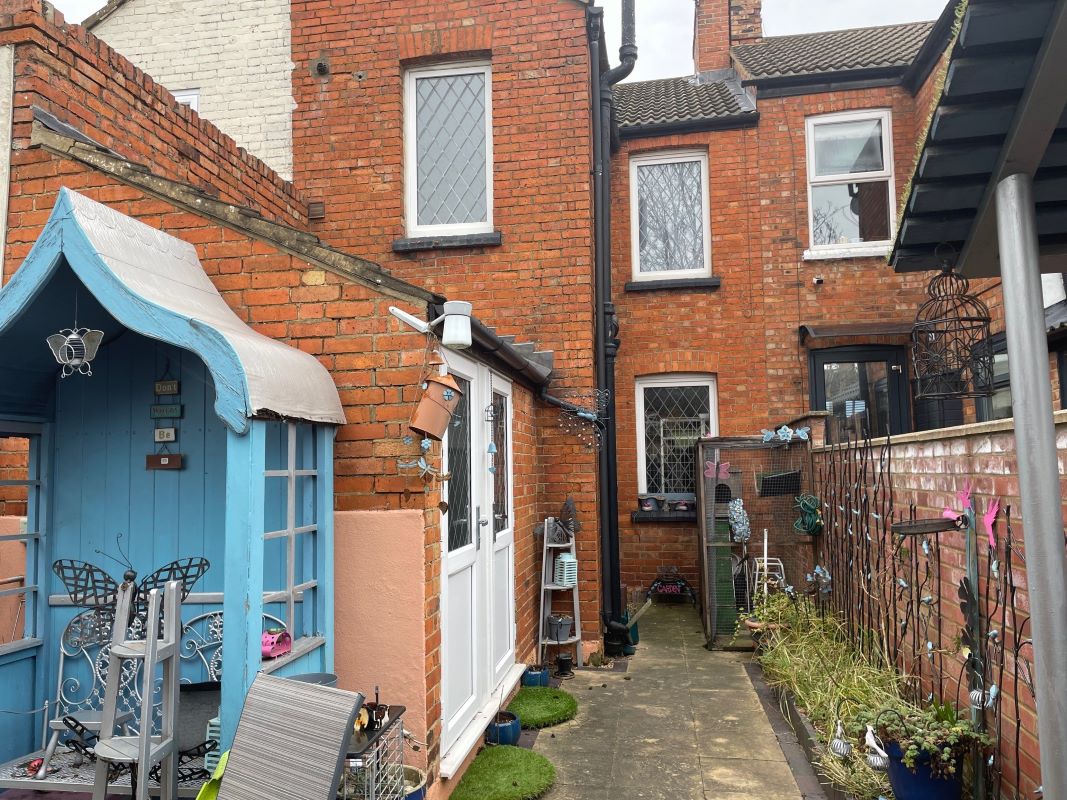 27 Tavistock Street, Bletchley, Buckinghamshire, MK2 2PE