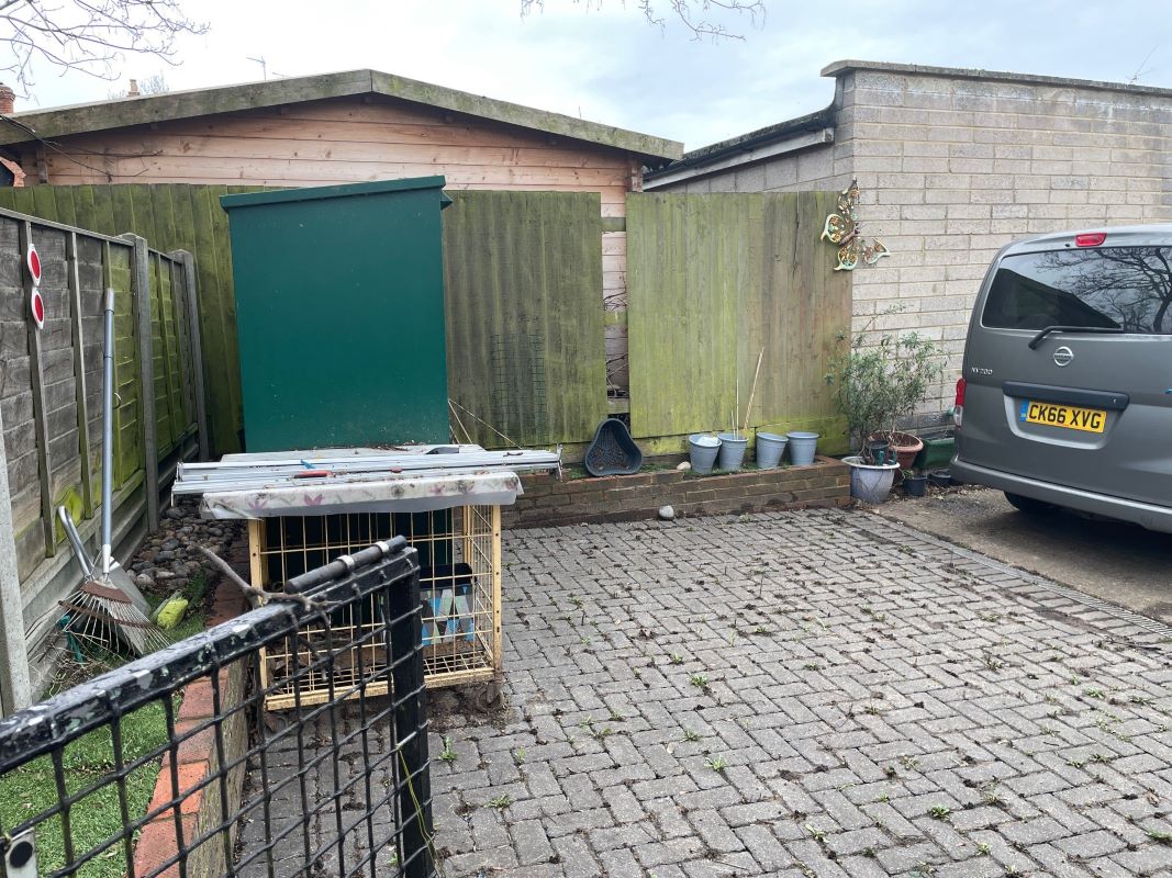 27 Tavistock Street, Bletchley, Buckinghamshire, MK2 2PE