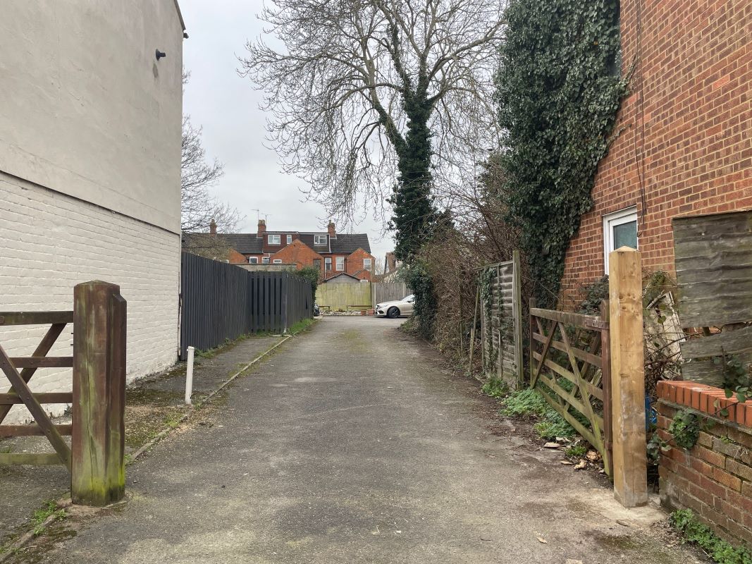 27 Tavistock Street, Bletchley, Buckinghamshire, MK2 2PE