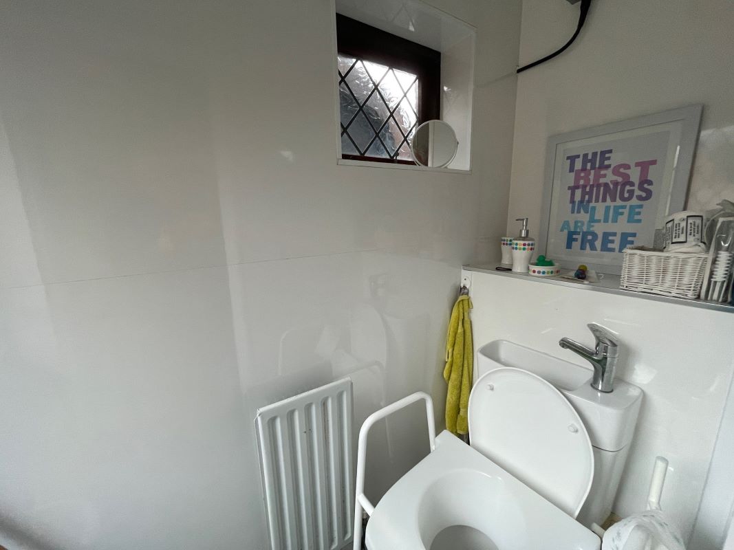 27 Tavistock Street, Bletchley, Buckinghamshire, MK2 2PE