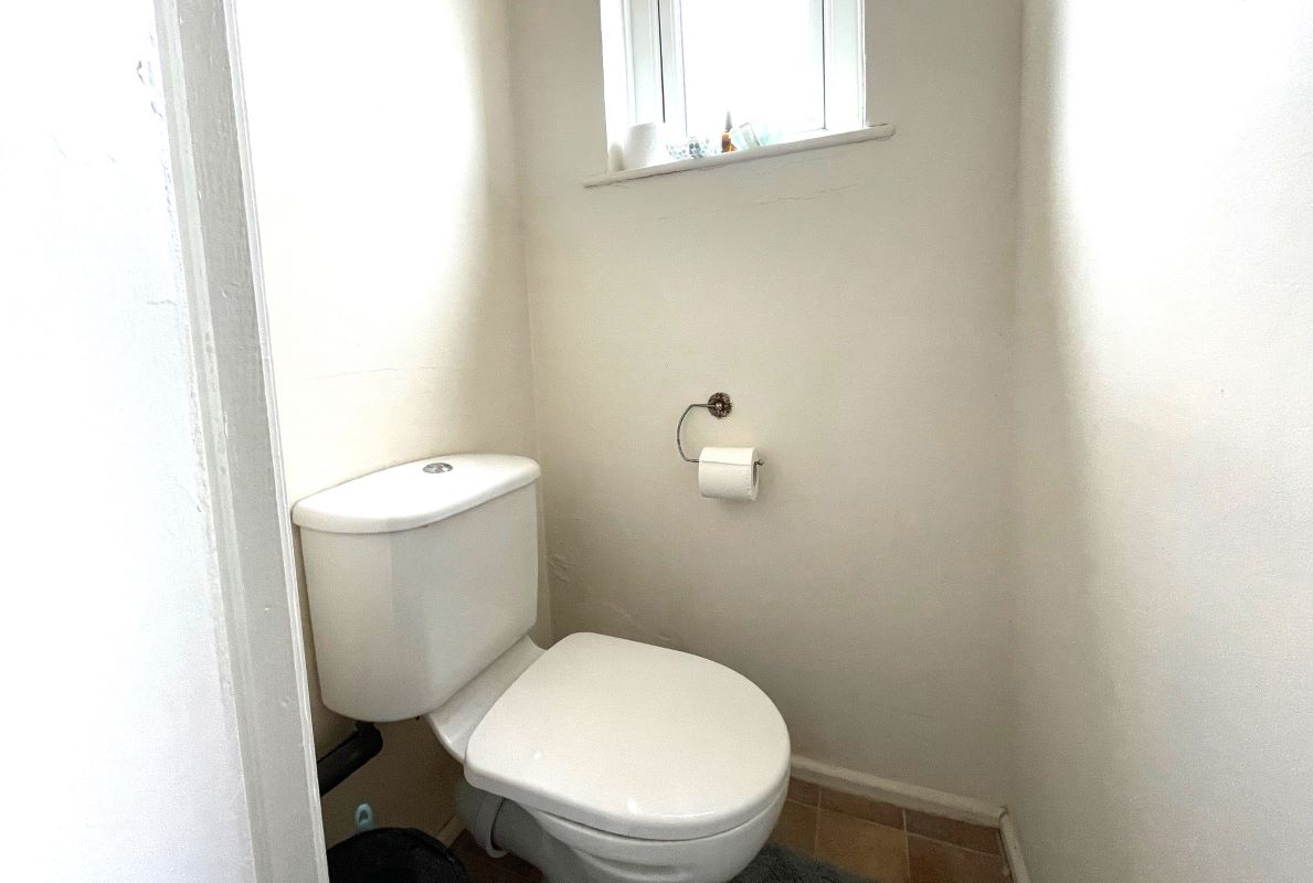 30A Leighton Road, Leighton Buzzard, Bedfordshire, LU7 1LF