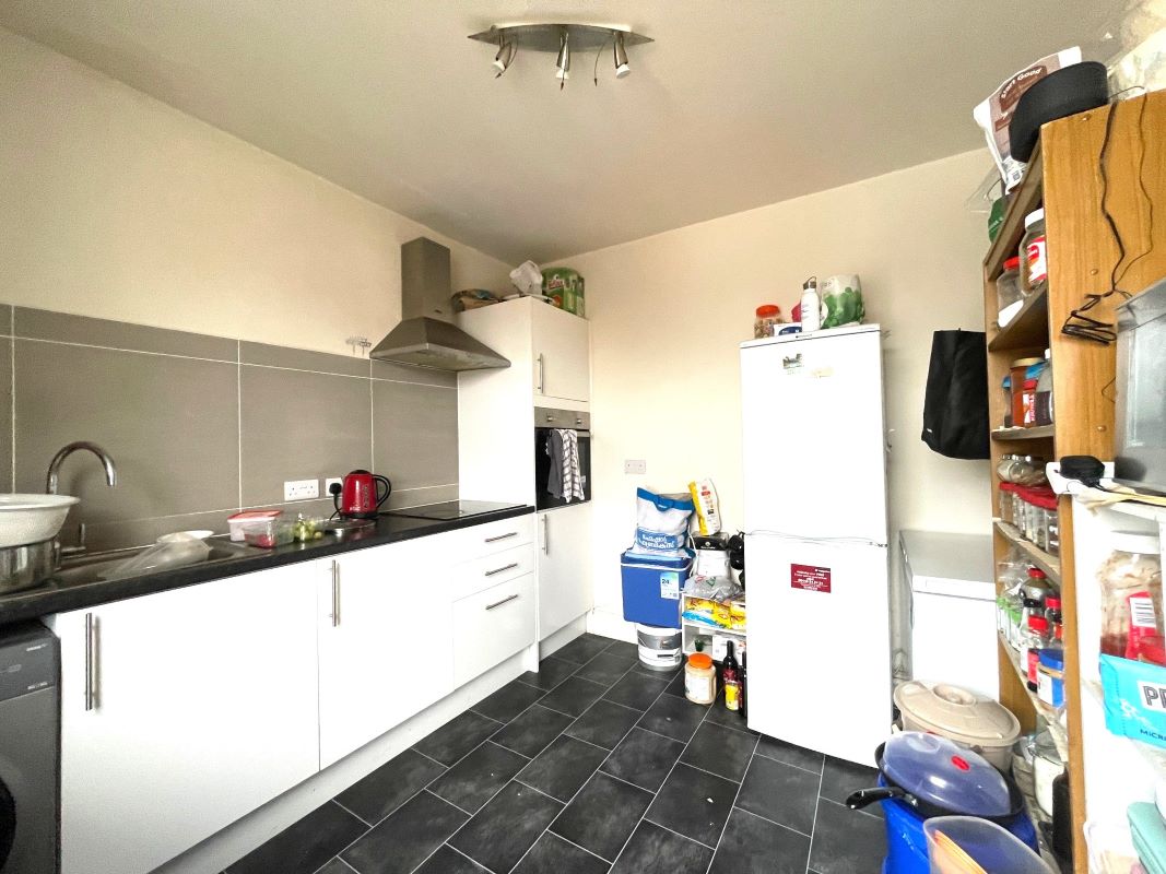 30A Leighton Road, Leighton Buzzard, Bedfordshire, LU7 1LF