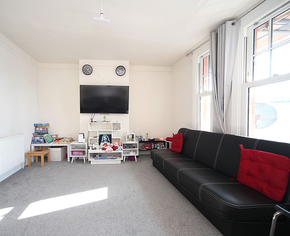 30A Leighton Road, Leighton Buzzard, Bedfordshire, LU7 1LF