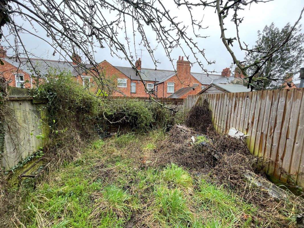 37 Pytchley Road, Rushden, Northamptonshire, NN10 9XB