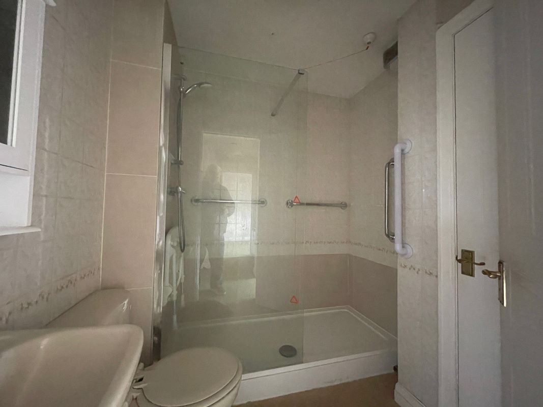 16 Gadeview, Cotterells, Hemel Hempstead, Hertfordshire, HP1 1UF