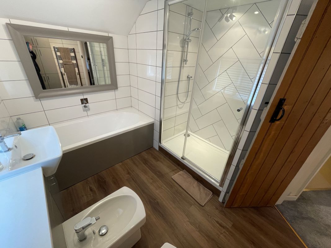 The Lodge, The Green, Woughton on the Green, Buckinghamshire, MK6 3BE