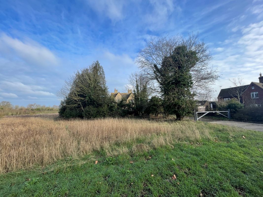 Grange Farm & Buildings, 46 Grange Lane, Cople, Bedfordshire, MK44 3TT