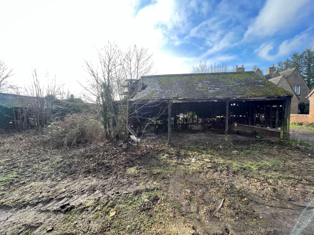 Grange Farm & Buildings, 46 Grange Lane, Cople, Bedfordshire, MK44 3TT
