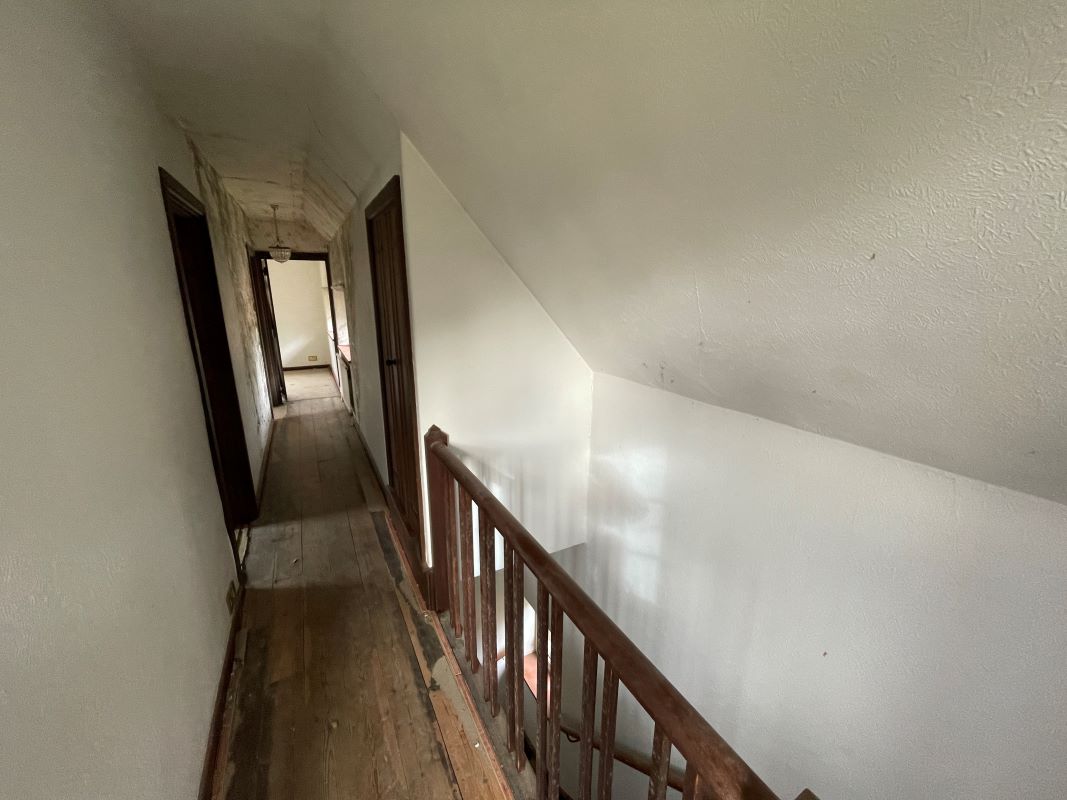 Shootersway Lodge, Shootersway, Wigginton, Hertfordshire, HP23 6JA