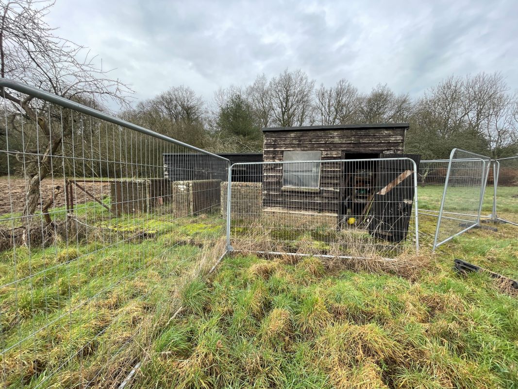 Shootersway Lodge, Shootersway, Wigginton, Hertfordshire, HP23 6JA