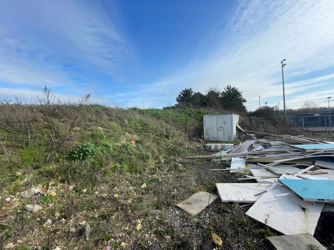 Building Plot at 103