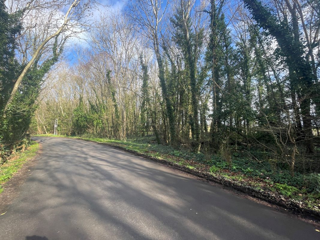 Land adjacent to The Avenue, Stanton Fitzwarren, Wiltshire, SN6 7SE