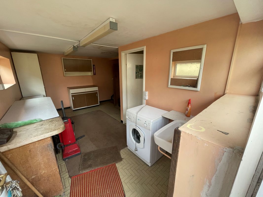 Building Plot & 31 Main Street, Middleton, Northamptonshire, LE16 8YU