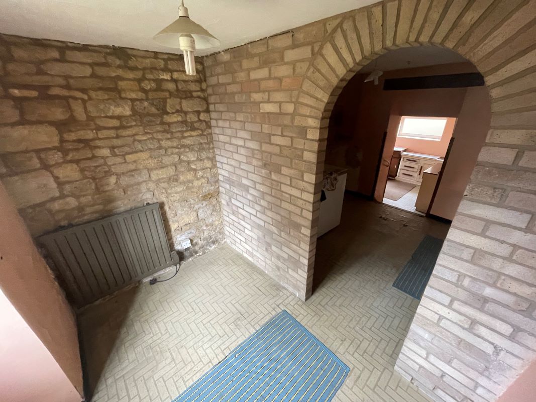 Building Plot & 31 Main Street, Middleton, Northamptonshire, LE16 8YU