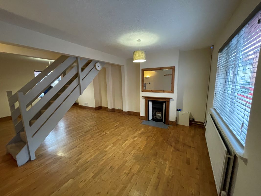 6 Wallace Street, New Bradwell, Buckinghamshire, MK13 0AR