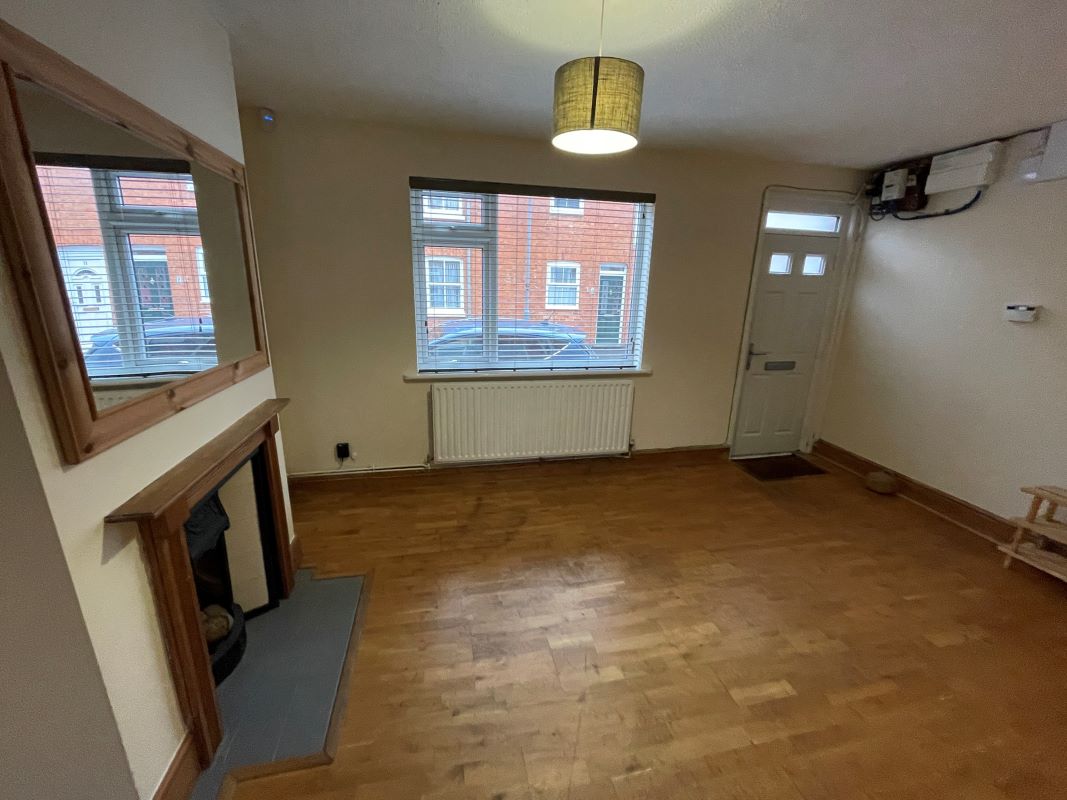 6 Wallace Street, New Bradwell, Buckinghamshire, MK13 0AR