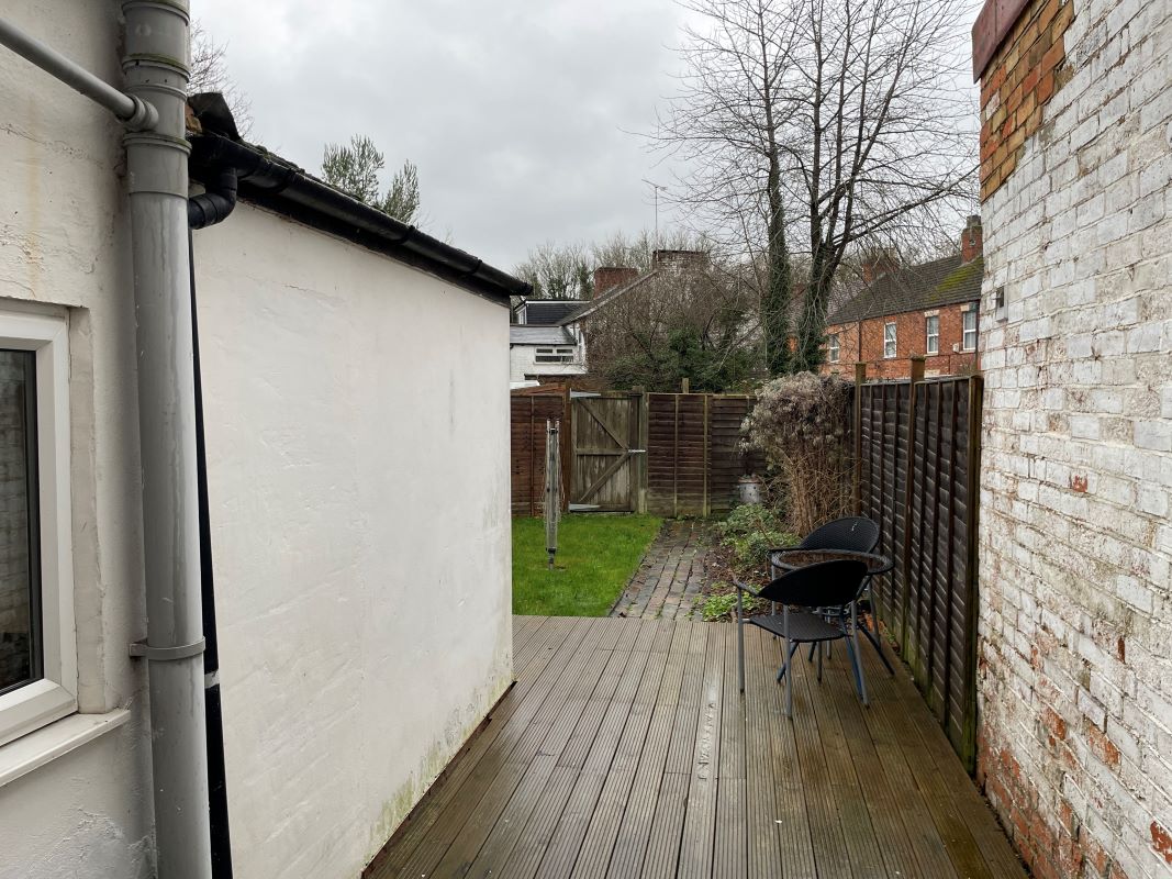 6 Wallace Street, New Bradwell, Buckinghamshire, MK13 0AR