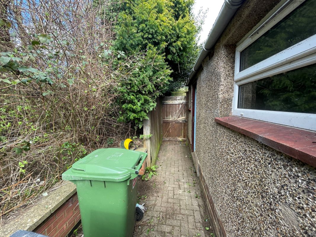 23 Crabtree Close, Wellingborough, Northamptonshire, NN8 2PJ