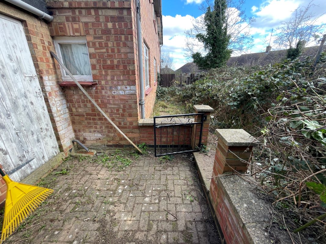 23 Crabtree Close, Wellingborough, Northamptonshire, NN8 2PJ