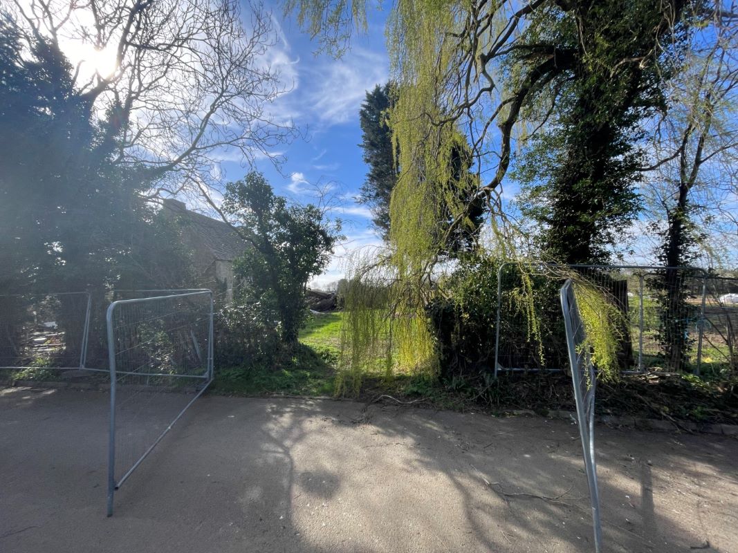 Building Plot at 43 Water Lane, Sherington, Buckinghamshire, MK16 9NP