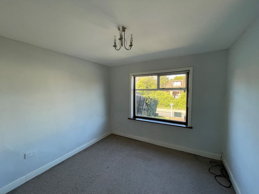 133 Buckingham Road, Bletchley, Buckinghamshire, MK3 5JD