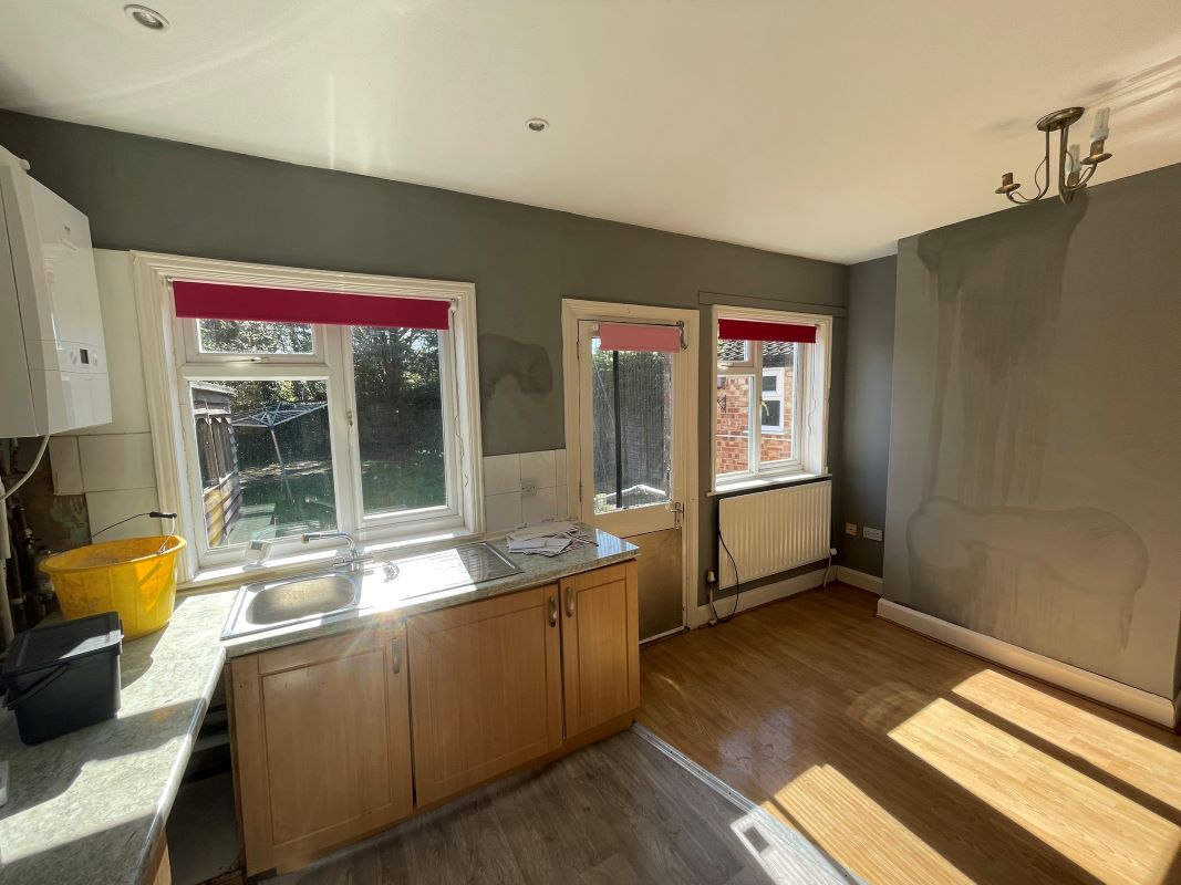 133 Buckingham Road, Bletchley, Buckinghamshire, MK3 5JD