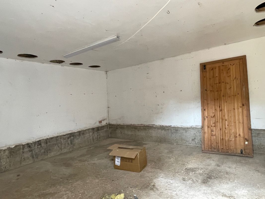 Land and Barns Adjacent to St Peters Farm, Middle Drove, Wisbech, Cambridgeshire, PE14 8JT