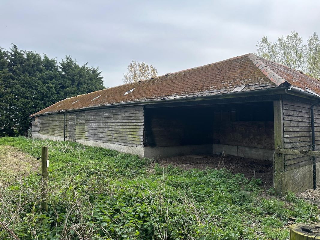 Land and Barns Adjacent to St Peters Farm, Middle Drove, Wisbech, Cambridgeshire, PE14 8JT