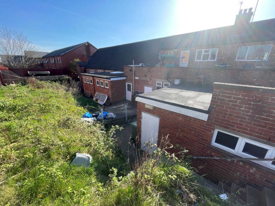 Irthlingborough Town Band Club, 104 Victoria Street, Irthlingborough, Northamptonshire, NN9 5RG