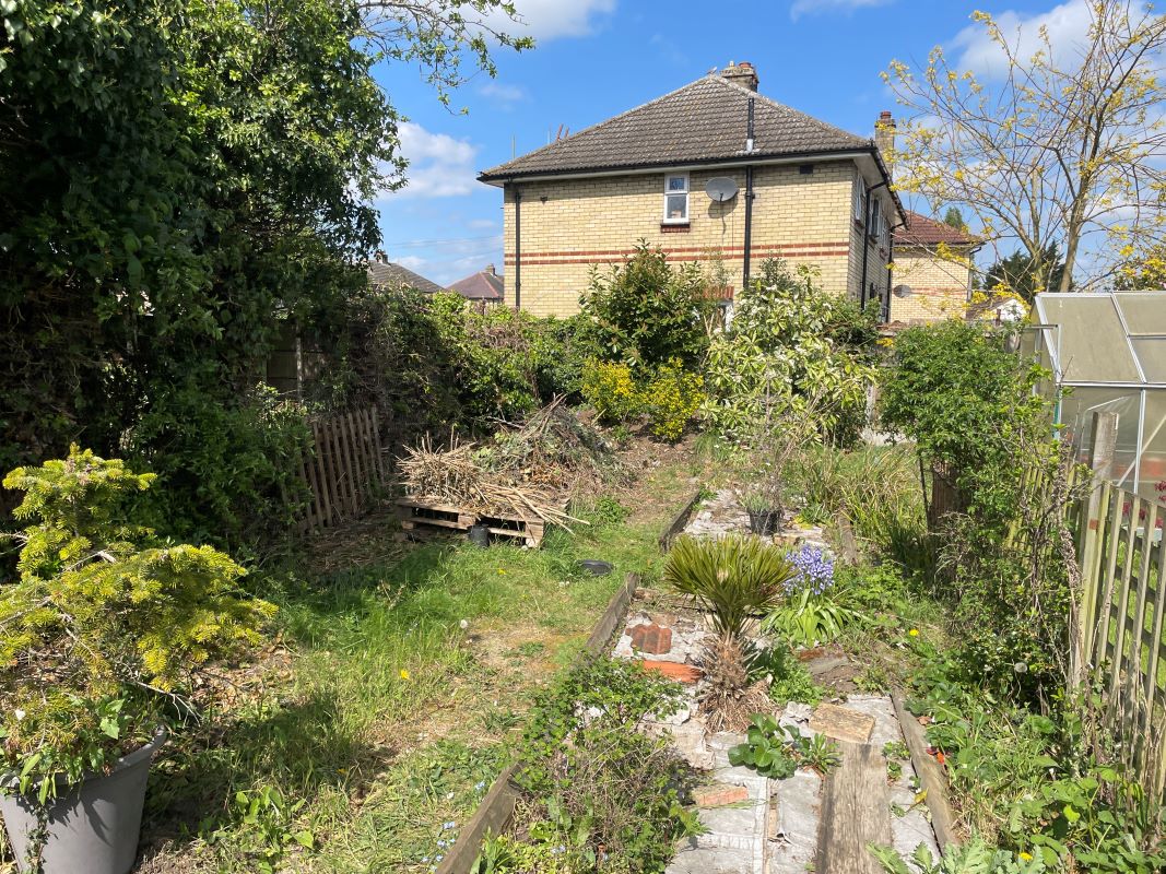 28 Laburnum Road, Sandy, Bedfordshire, SG19 1HG