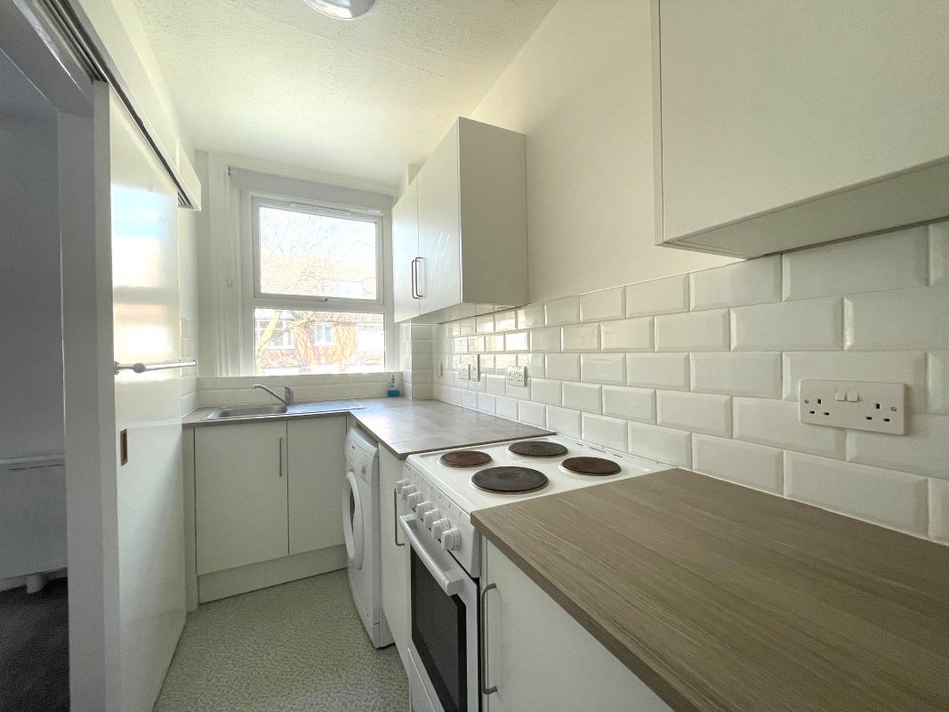 Flat 6, 37 Studley Road, Luton, Bedfordshire, LU3 1BB