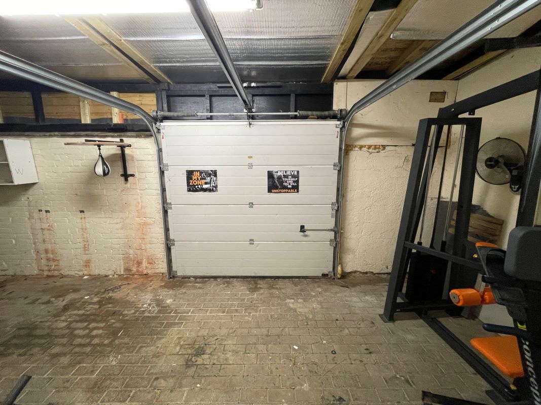 39 & 39A Cambridge Street, Wolverton, Buckinghamshire, MK12 5AE