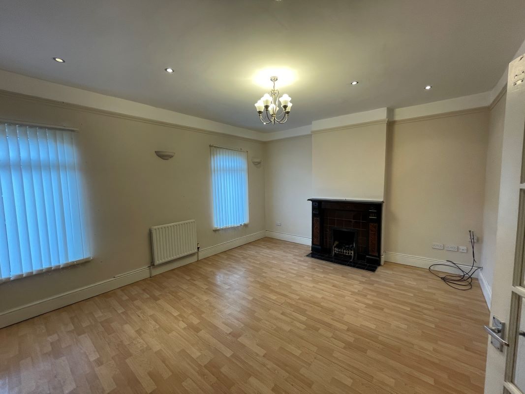 39 & 39A Cambridge Street, Wolverton, Buckinghamshire, MK12 5AE