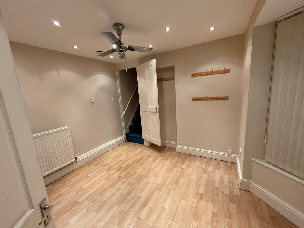 39 & 39A Cambridge Street, Wolverton, Buckinghamshire, MK12 5AE