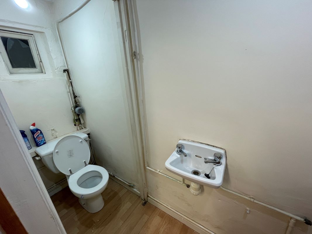 39 & 39A Cambridge Street, Wolverton, Buckinghamshire, MK12 5AE